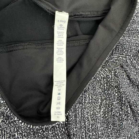 Lululemon Lost In Pace  13” Skirt Skort Salt Alpine White Black Size 4 - Picture 10 of 12